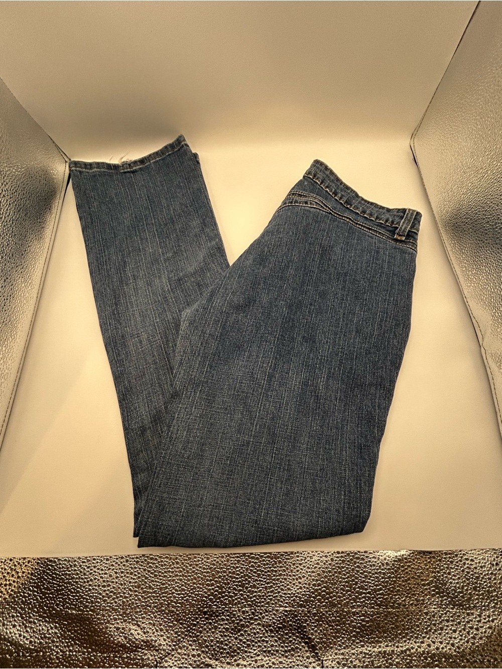 Wrangler Women's  Vintage Green Tag Blue Medium Wash Mid Rise Flared